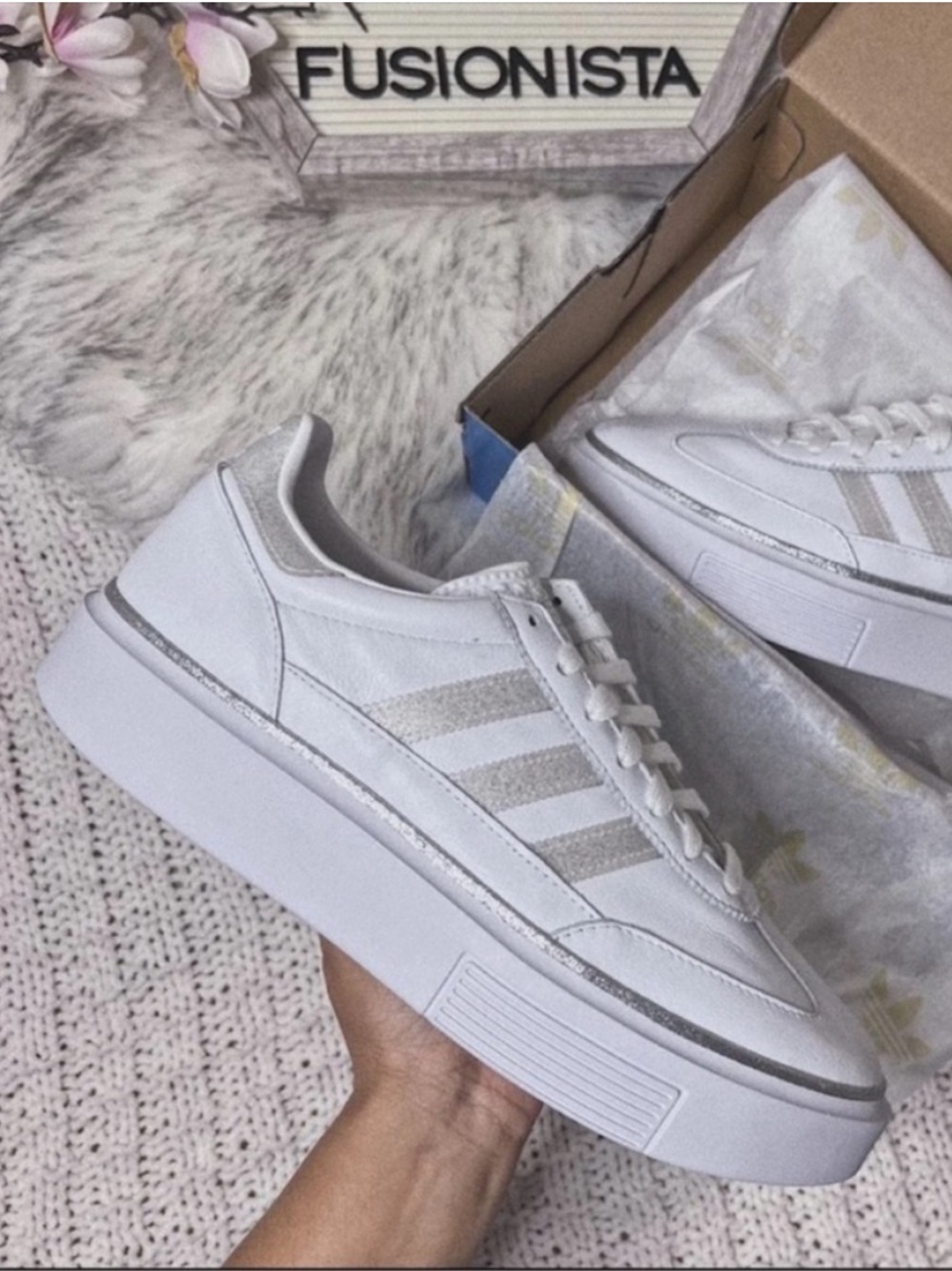 NWT ❤️ Adidas Super Sleek Glitter 9.5W